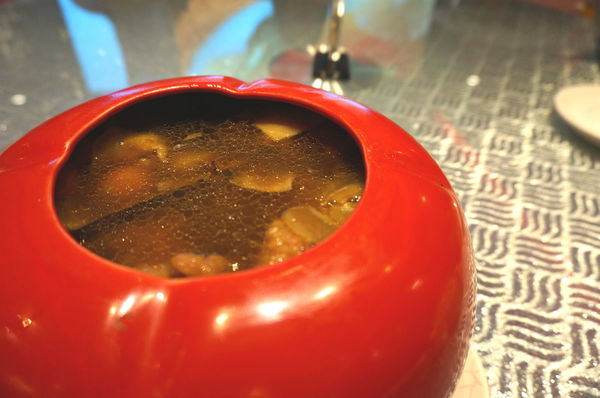 富基采儷婚宴會館：【食記】新北淡水。母親節餐廳最佳選擇「富基采儷婚宴會館」奢華澎湃的菜色讓你在家族聚會中超有面子。