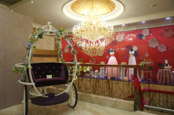 富基采儷婚宴會館：【食記】新北淡水。母親節餐廳最佳選擇「富基采儷婚宴會館」奢華澎湃的菜色讓你在家族聚會中超有面子。