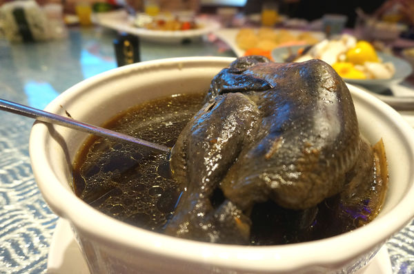 富基采儷婚宴會館：【食記】新北淡水。母親節餐廳最佳選擇「富基采儷婚宴會館」奢華澎湃的菜色讓你在家族聚會中超有面子。