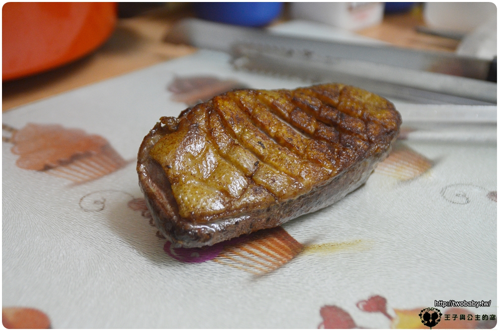 經典鴨胸食譜簡單做|經典法式香煎鴨胸佐橙醬