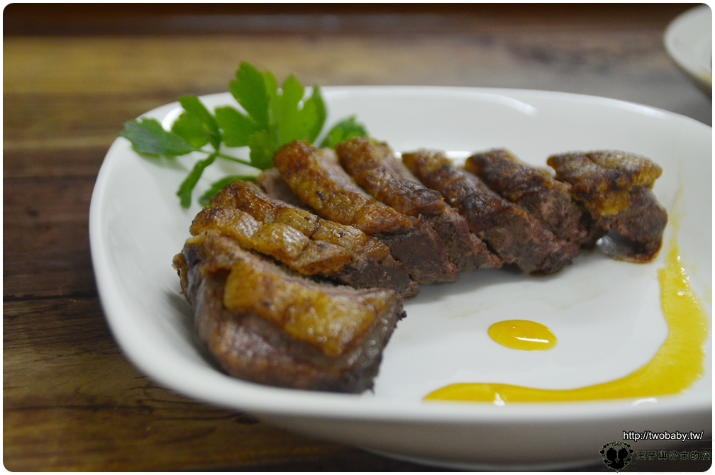 經典鴨胸食譜簡單做|經典法式香煎鴨胸佐橙醬