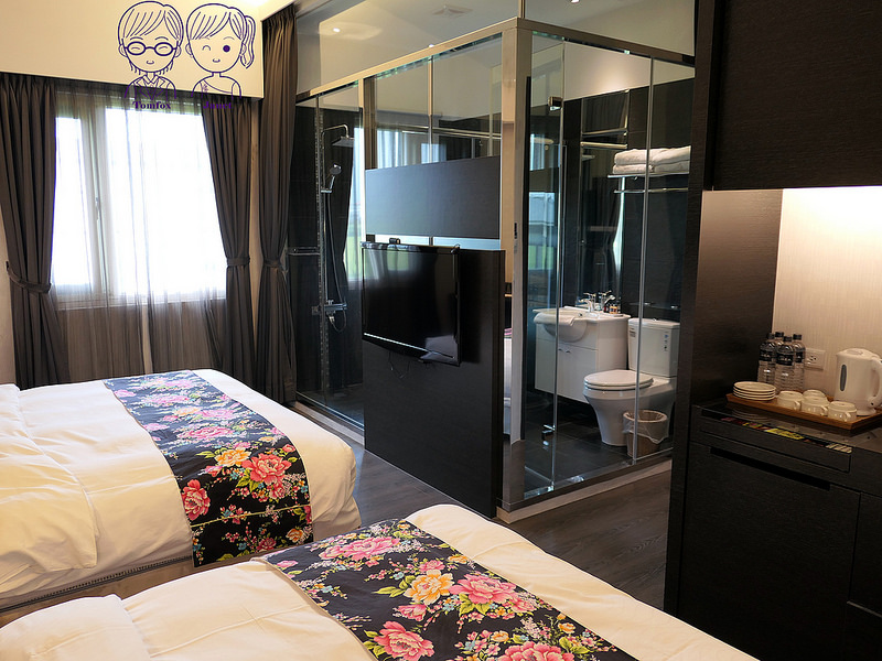 49 波卡拉渡假會館 時尚豪華四人套房