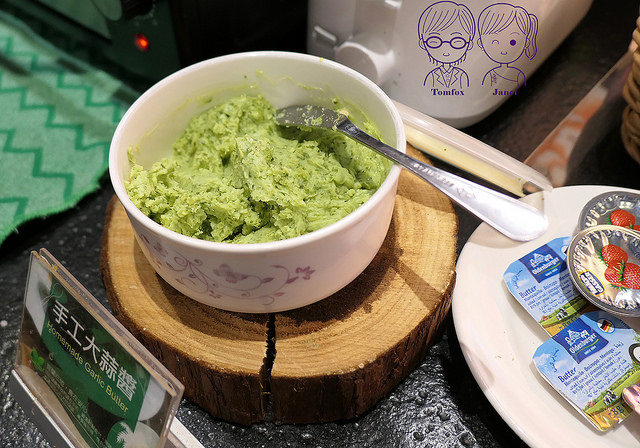 36 波卡拉渡假會館 下午茶 麵包 手工大蒜醬