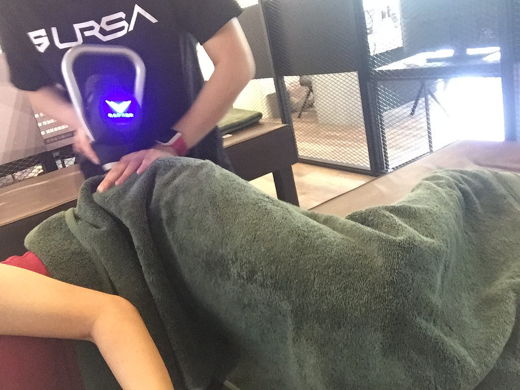 URSA科技運動按摩007