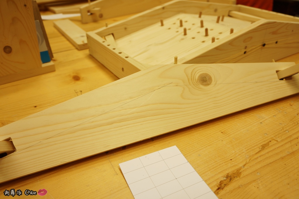 特力屋手創空間 木工手作教學 親子DIY彈珠檯15.JPG