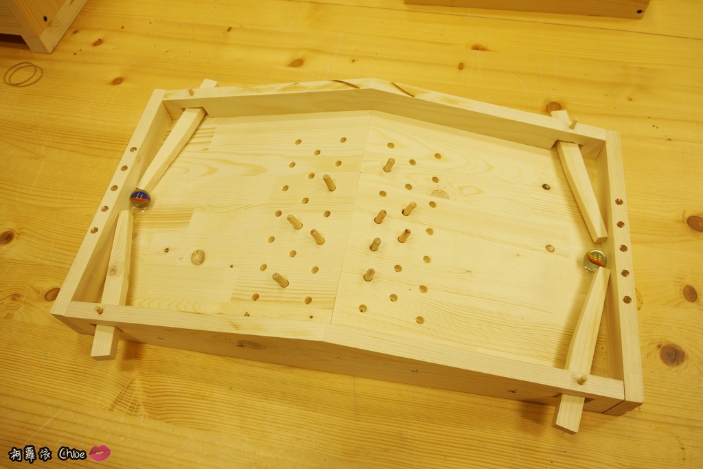 特力屋手創空間 木工手作教學 親子DIY彈珠檯43.JPG