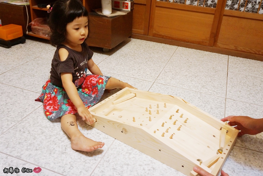 特力屋手創空間 木工手作教學 親子DIY彈珠檯48.JPG