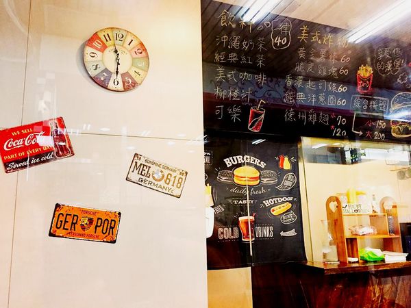 35628722_2225696950779811_5193354354152701952_n