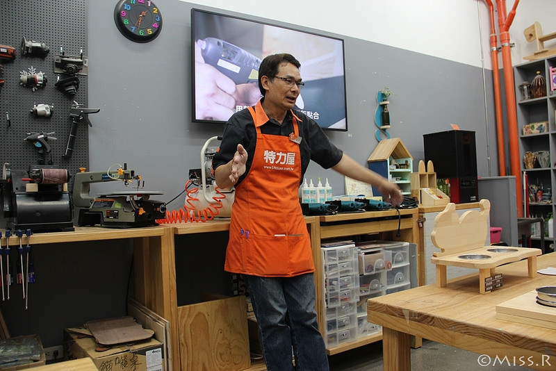 特力屋手創空間 特力屋台中西屯 特力屋DIY 特力屋木工體驗 木工手作教學 親子DIY 特力屋寵物餐桌 寵物餐桌自製11