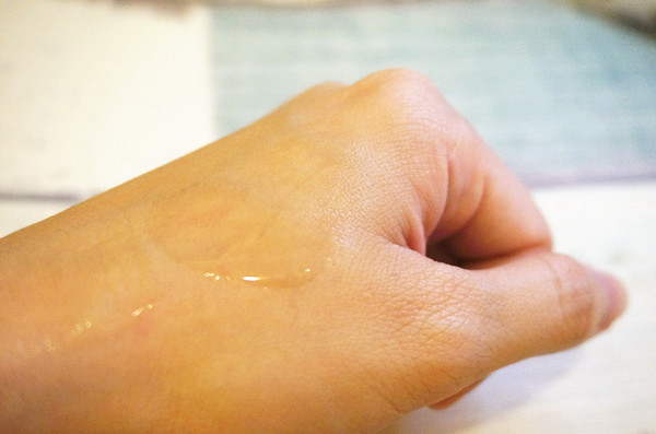 佐登妮絲：【保養】佐登妮絲苦杏仁酸 / 精華液，在家也能溫和讓角質更新