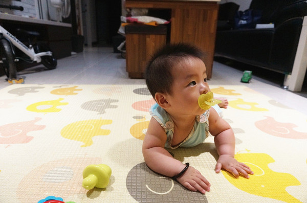 Usbaby優生-優生矽晶安撫奶嘴:【嬰兒好物】 優生矽晶安撫奶嘴,寶寶奶嘴、新生兒奶嘴、360度無縫好清洗真放心