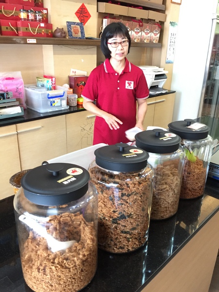 東興食品：[伴手禮]屏東東港小琉球的特產伴手禮-高貴不貴的東大興食品，濃濃的東港風情!