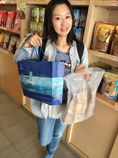 東興食品：[伴手禮]屏東東港小琉球的特產伴手禮-高貴不貴的東大興食品，濃濃的東港風情!
