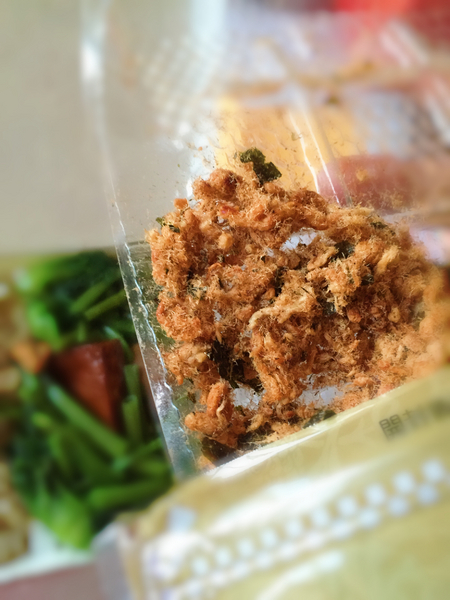 東興食品：[伴手禮]屏東東港小琉球的特產伴手禮-高貴不貴的東大興食品，濃濃的東港風情!