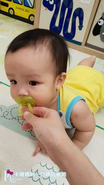優生矽晶安撫奶嘴11.JPG
