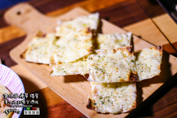 來吧串燒居酒屋【台北美食】|台北信義區國父紀念館附近的深夜美食；舒適溫馨的客廳飲酒吧!