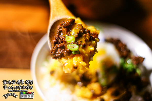 來吧串燒居酒屋【台北美食】|台北信義區國父紀念館附近的深夜美食；舒適溫馨的客廳飲酒吧!