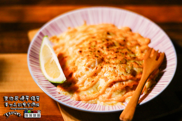 來吧串燒居酒屋【台北美食】|台北信義區國父紀念館附近的深夜美食；舒適溫馨的客廳飲酒吧!