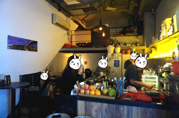 來吧BAR：【食記】台北信義區，國父紀念館站。下班後聚餐小酌的好選擇，創意滿點的串燒居酒屋【來吧】