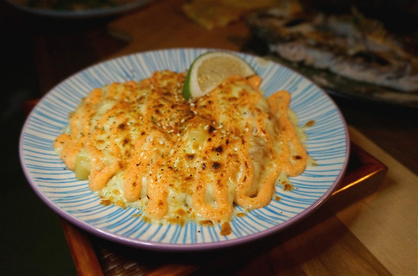 來吧BAR：【食記】台北信義區，國父紀念館站。下班後聚餐小酌的好選擇，創意滿點的串燒居酒屋【來吧】