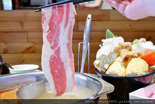 P1450476 (1280x856).jpg