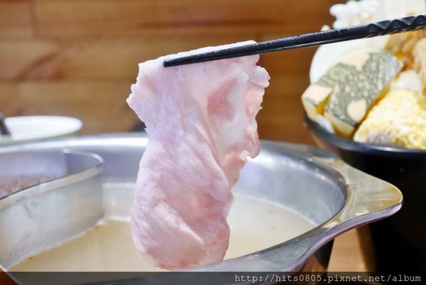 P1450485 (1280x856).jpg