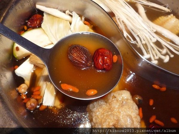 小當家36-藥膳養生鍋.JPG