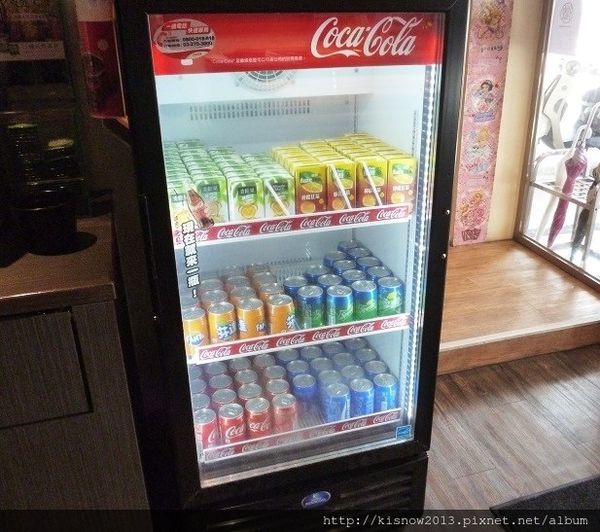 小當家8-飲料櫃.JPG