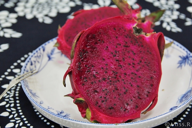 火龍果 火龍果營養 台南仁波霸火龍果 台灣火龍果 宅配火龍果 火龍果產地直送 有機小農 台南仁 台南水果推薦 波霸火龍果 宅配水果9
