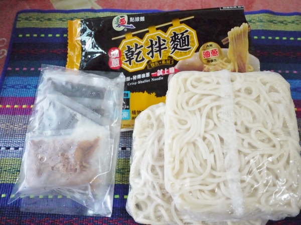 點線麵 單純不簡單 簡單做好麵：『點線麵』冷凍快速麵