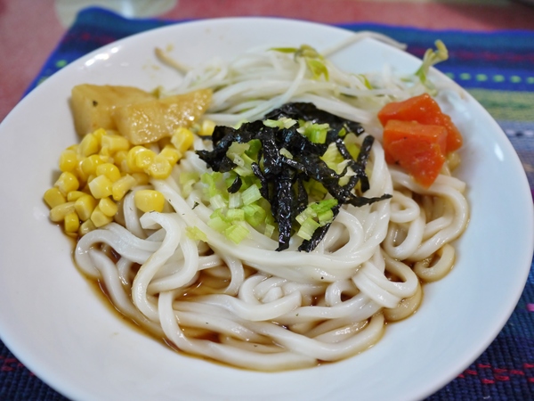 點線麵 單純不簡單 簡單做好麵：『點線麵』冷凍快速麵