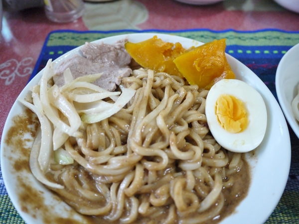 點線麵 單純不簡單 簡單做好麵：『點線麵』冷凍快速麵