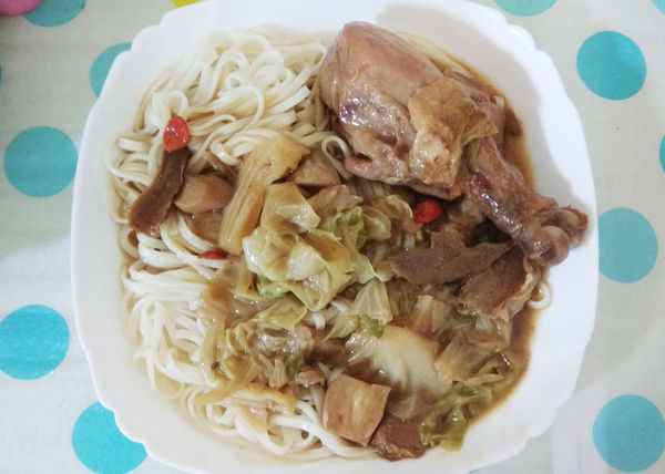 媽媽食驗室-枸杞麻油雞 (7).jpg