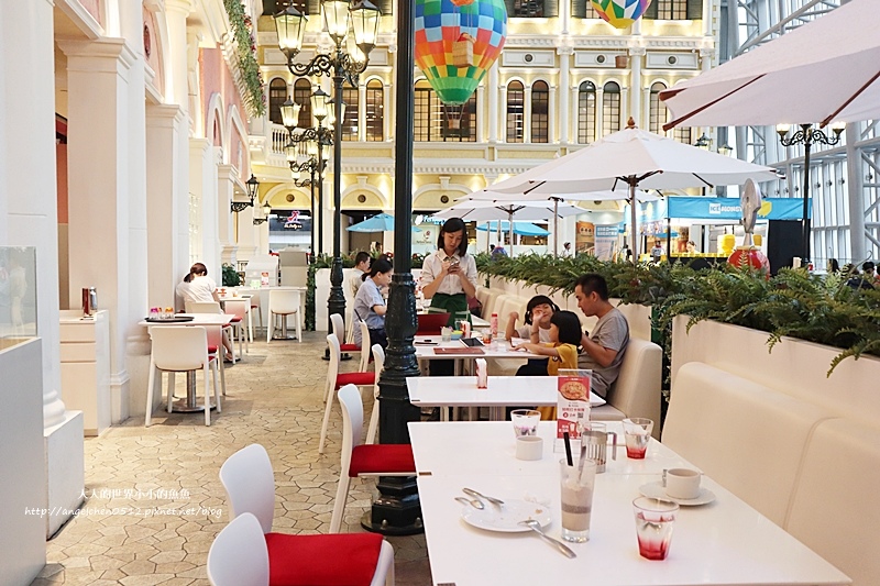 板橋大遠百ALESSI Cafe4