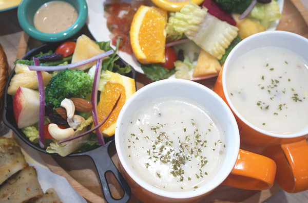 双黃手作料理：【食記。台中】双黃手作料理，晚鳥也能吃得到的平價早午餐！