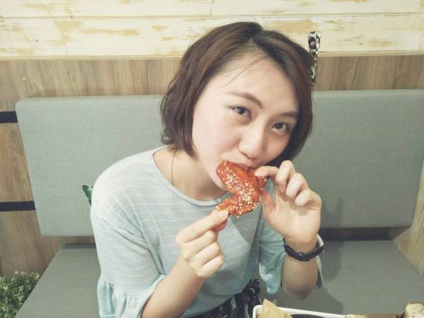 çé²éçæ´»Luluyelife CafÃ©ï¼çé²éçæ´» LULUYELIFE CAFÃ - è¼é£ä¸åè¶ä¿¡ç¾©å®åç«éé¤é¤å»³ãå°åå¤ç´ä½ç½®