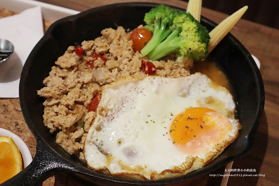 璐露野生活 LULUYELIFE CAFE12