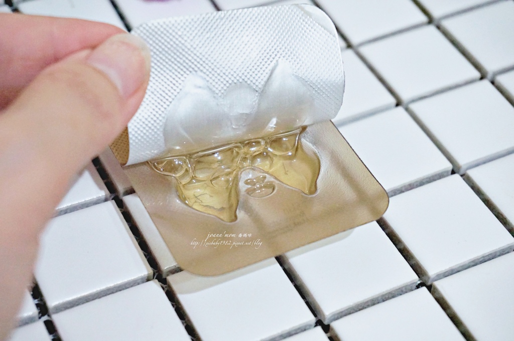 涵沛(涵佩)Hanpeique V7美白緊緻抗皺面膜DSC03898-046.JPG