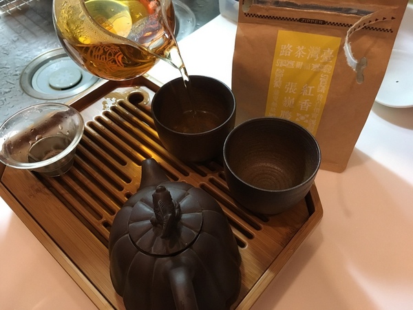 台灣茶路：《享食》台灣茶路║宅配茶葉，紅茶春茶，好茶值得推薦給愛喝茶的你。