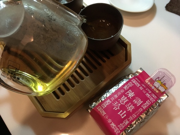 台灣茶路：《享食》台灣茶路║宅配茶葉，紅茶春茶，好茶值得推薦給愛喝茶的你。