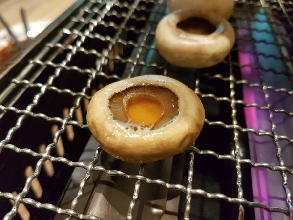 爸爸笑特色燒肉：【台北@大安】台北東區餐廳 爸爸笑特色燒肉 仁愛周邊美食 朋友聚餐