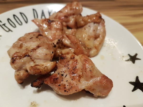 爸爸笑特色燒肉：【台北@大安】台北東區餐廳 爸爸笑特色燒肉 仁愛周邊美食 朋友聚餐