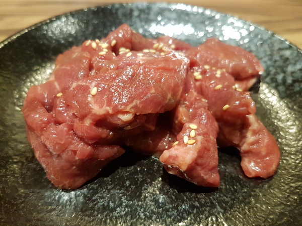 爸爸笑特色燒肉：【台北@大安】台北東區餐廳 爸爸笑特色燒肉 仁愛周邊美食 朋友聚餐