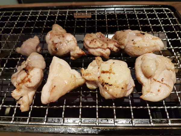 爸爸笑特色燒肉：【台北@大安】台北東區餐廳 爸爸笑特色燒肉 仁愛周邊美食 朋友聚餐