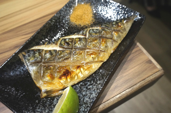 爸爸笑特色燒肉：【食記】台北東區優質燒肉「爸爸笑特色燒肉」夜裏的聚餐好去處