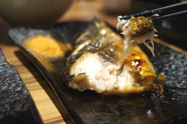 爸爸笑特色燒肉：【食記】台北東區優質燒肉「爸爸笑特色燒肉」夜裏的聚餐好去處