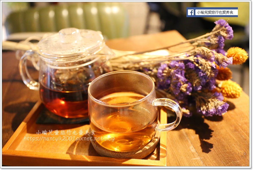 20180902 O.L.O CAFÉ