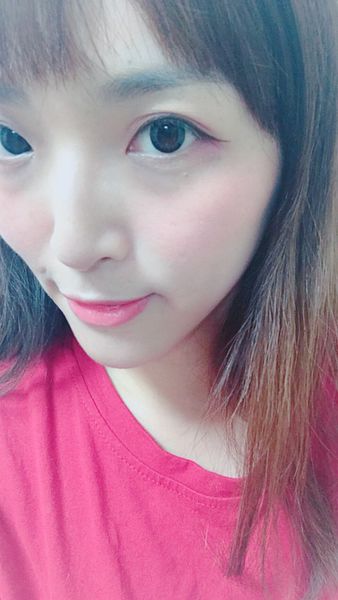 【彩妝】控油蜜粉餅搭配定妝噴霧打造完美妝容不脫妝！約會必備有效吸油持妝。一整天維持清透妝感 - SO NATURAL FIXX全天候超完美定妝噴霧＆FIXX持久控油定妝蜜粉餅