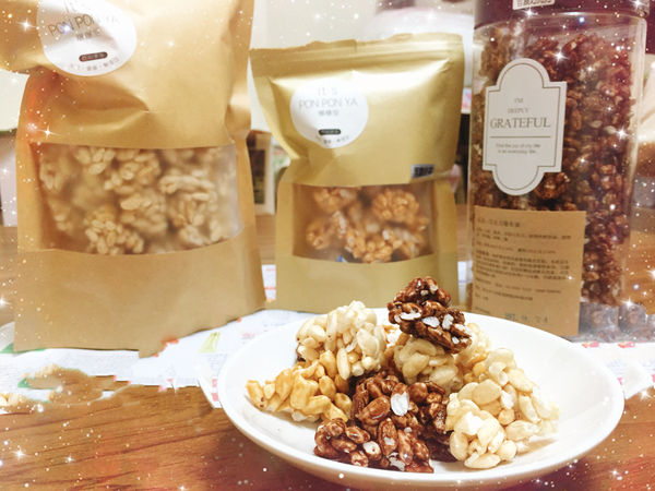 爆爆屋－美式爆米花：[零食]爆爆屋-創意爆米香，古早味零食翻出不一樣的新感受!還有多種口味任君挑選喔!