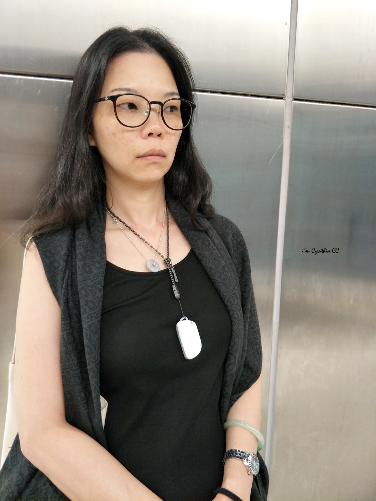 舒緩情緒幫助睡眠的身心穿戴裝置Mood Booster心和鍊